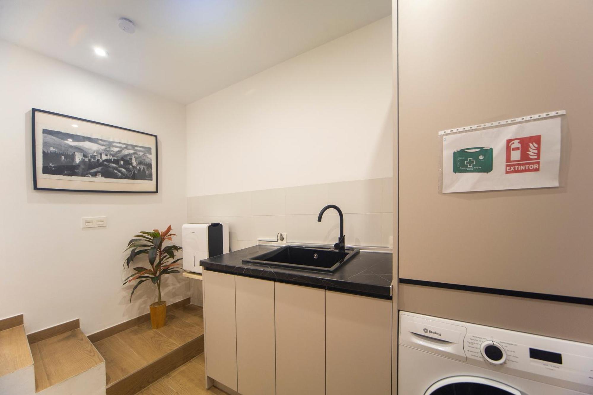 Apartamentos Indalo A Los Pies Del Albaicin Granada Eksteriør bilde